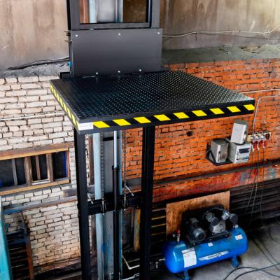 Подъемник консольный